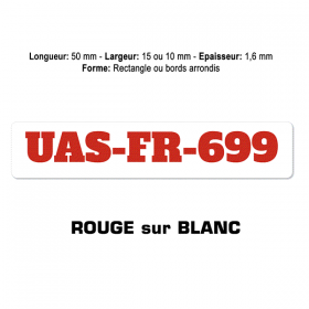 Plaquette numéro enregistrement drone rouge sur blanc