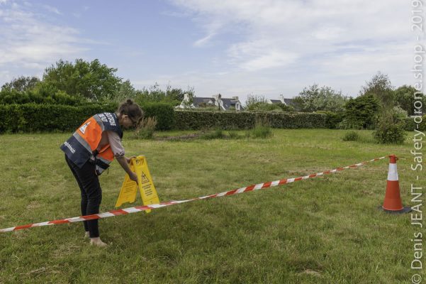 chevalet de signalisation et communiquer sur la nature du danger