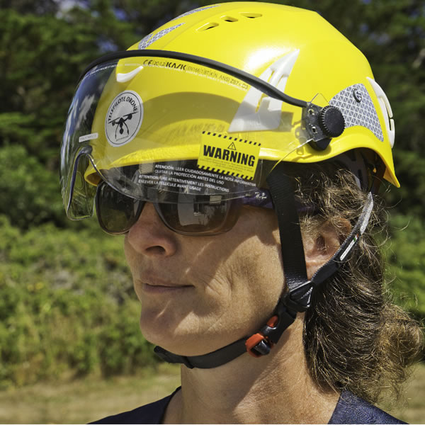 Casque de protection, type chantier, avec ou sans visière antibuée