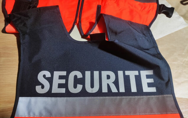 gilet personnalisé avec marquage réfléchissant
